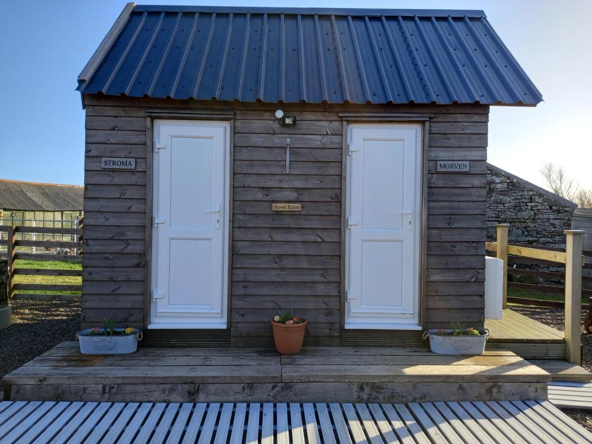 Hillside Camping Pods And Shepherd'S Hut Wick  Kültér fotó