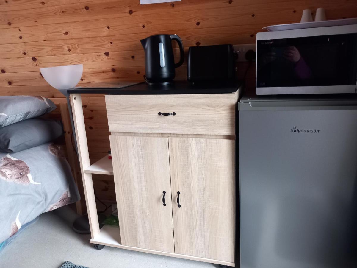 Hillside Camping Pods And Shepherd'S Hut Wick  Szoba fotó