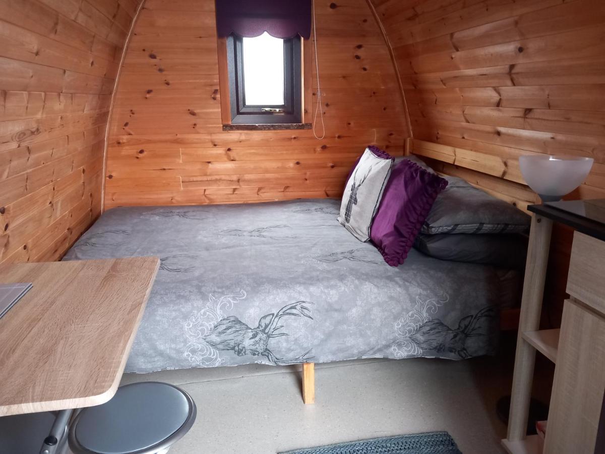 Hillside Camping Pods And Shepherd'S Hut Wick  Szoba fotó